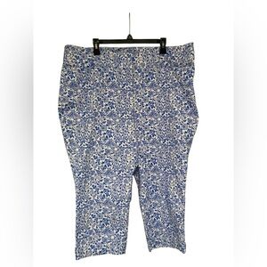 Lane Bryant Crop Patterned Pant GUC 26